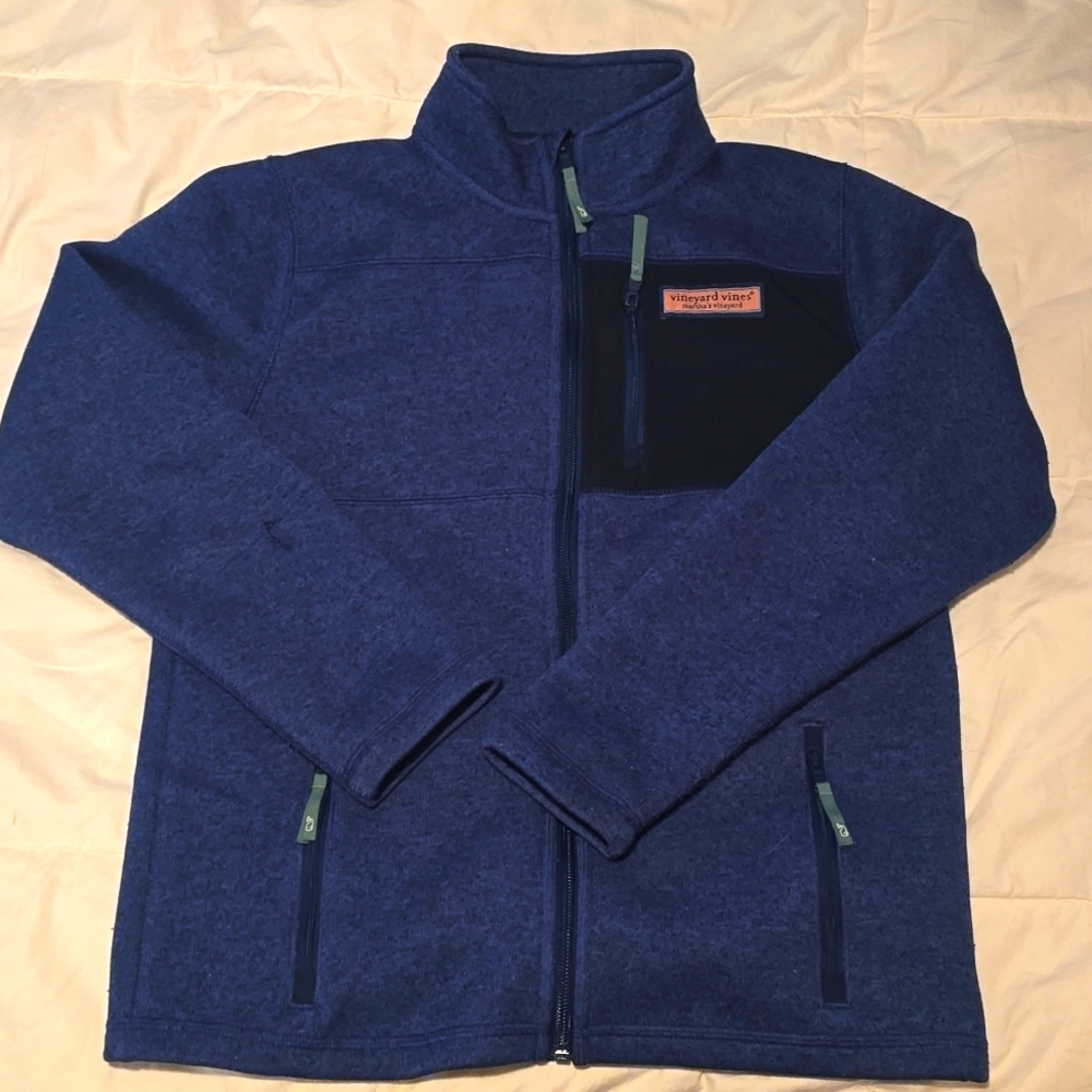 Boys M Vineyard Vines zip up